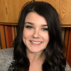 Meet your Posher, Tayler